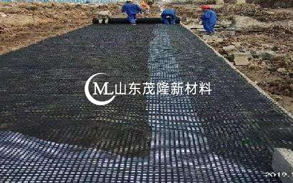 《寧安高鐵》土工布、經編土工格柵施工