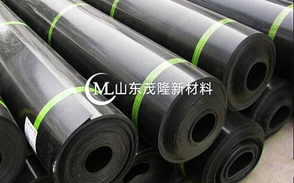 魚塘防滲膜產(chǎn)品演示圖2