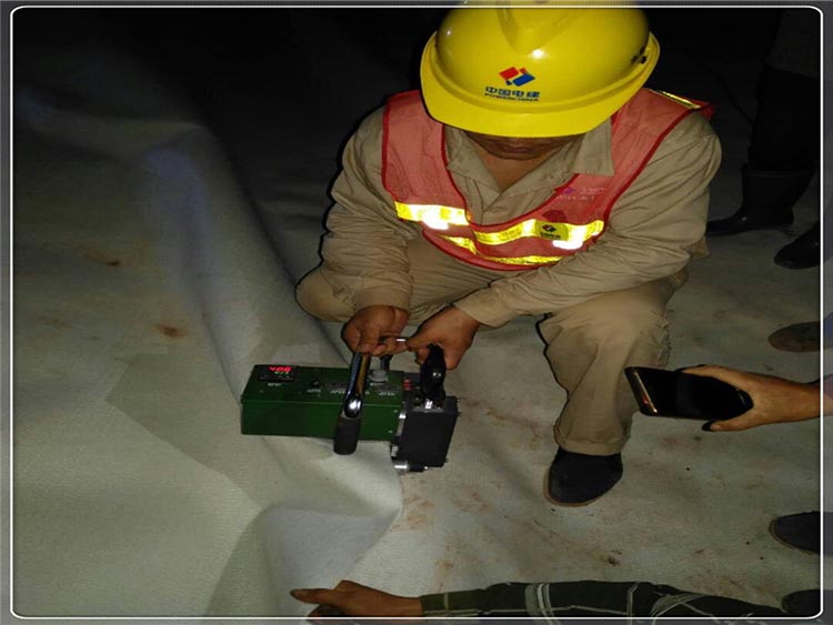 復(fù)合土工膜在紅旗河工程應(yīng)用 所向披靡  第3張