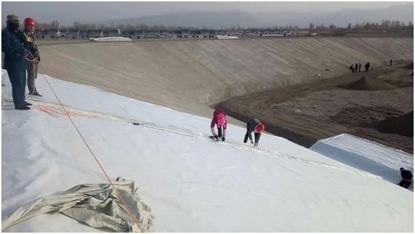 防滲膜在堤防、垂直的大壩的防滲處理發(fā)揮作用  第2張