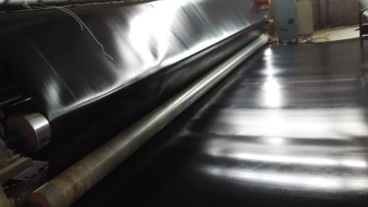 幅寬是土工膜的一個重要指標