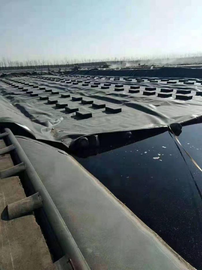 運(yùn)用土工膜在渠道灌溉防滲工程項(xiàng)目之中使用料