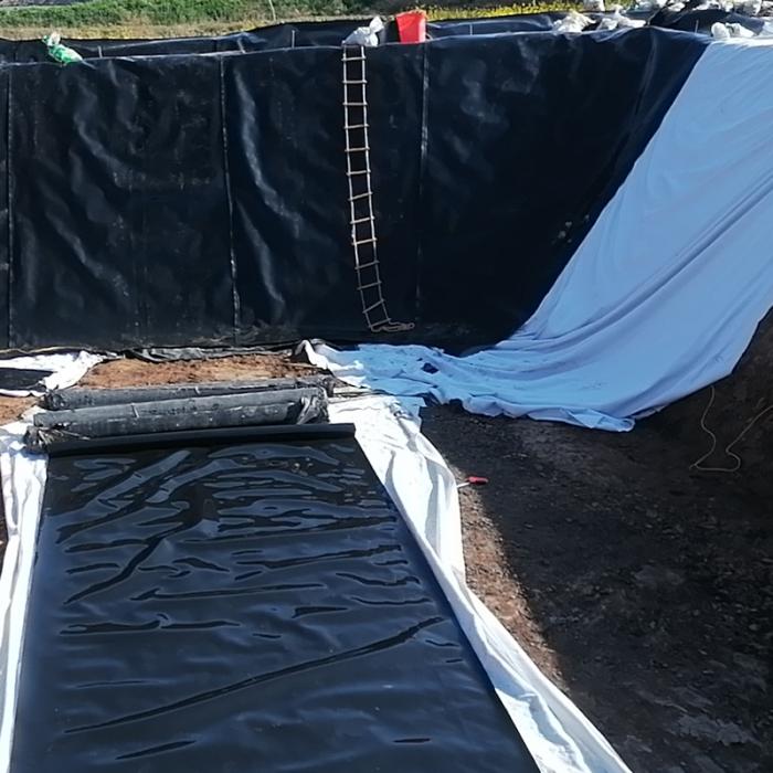 土石壩防滲設計采用土工膜的類型、材質和厚度
