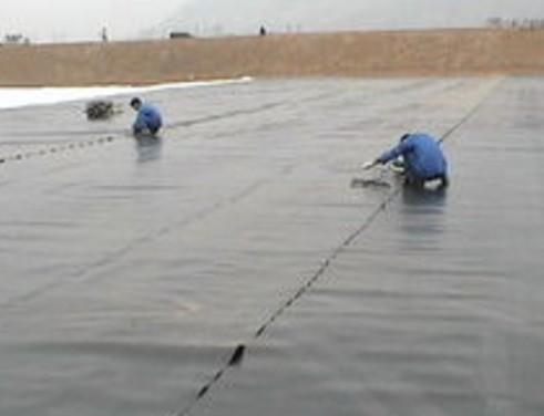 沿海地區土工膜施工應該注意什么