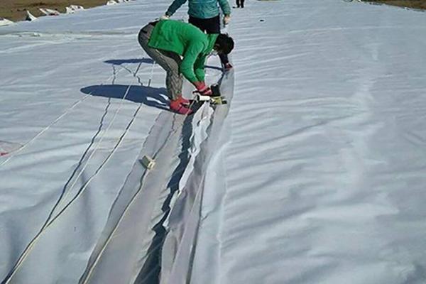 一布一膜應該怎么鋪設？