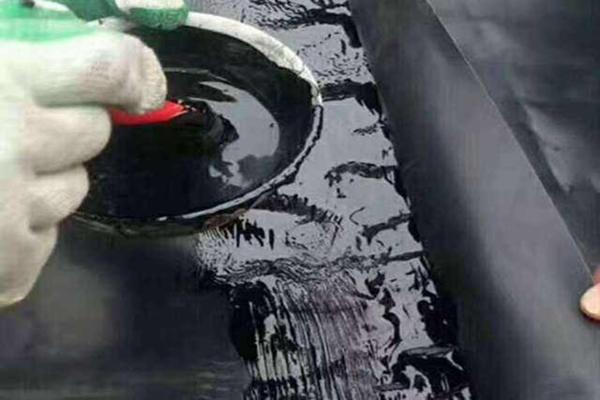 土工膜是選擇粘接還是焊接？  第2張