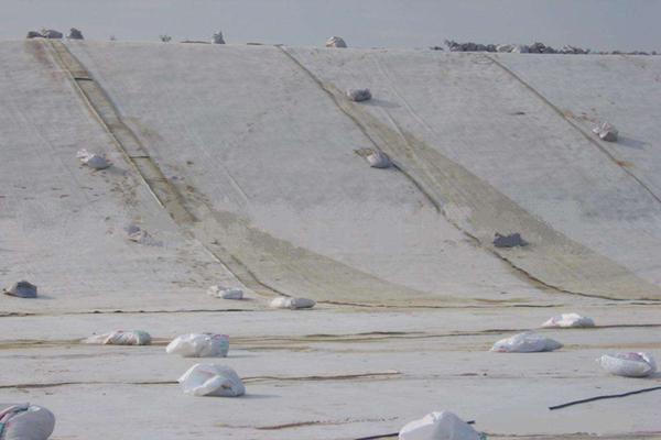 土工膜的7大特點