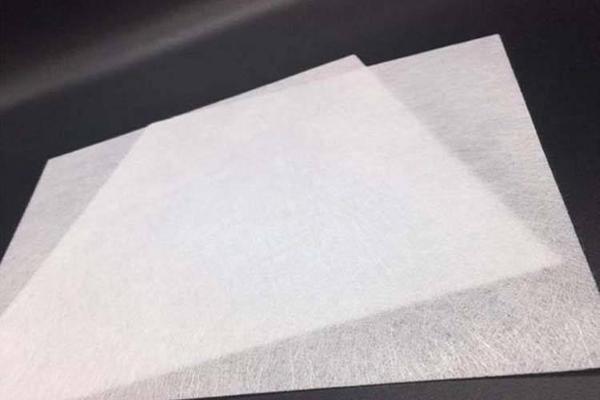 聚酯無紡布與復合土工膜的區別有哪些？