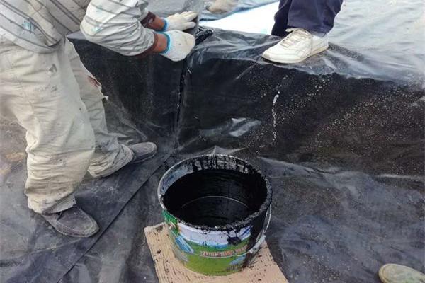 土工膜熱熔膠解析：一種重要材料的獨特應(yīng)用