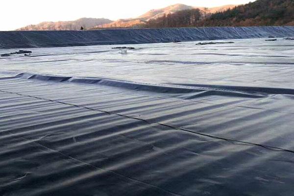 如何在鋪設土工膜時節省成本  第1張