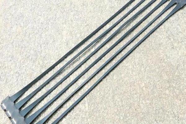 土工膜與單向土工格柵的可以搭配使用嗎 第3張