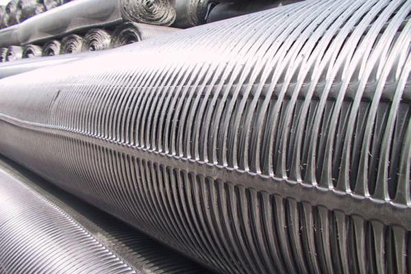 土工膜與單向土工格柵的可以搭配使用嗎 第4張