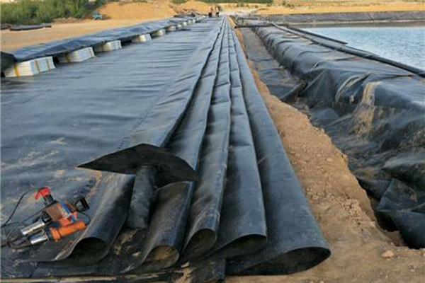 土工膜搭接怎樣施工 第3張