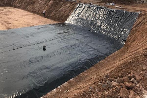 土工膜可以使用結構膠補洞嗎  第2張