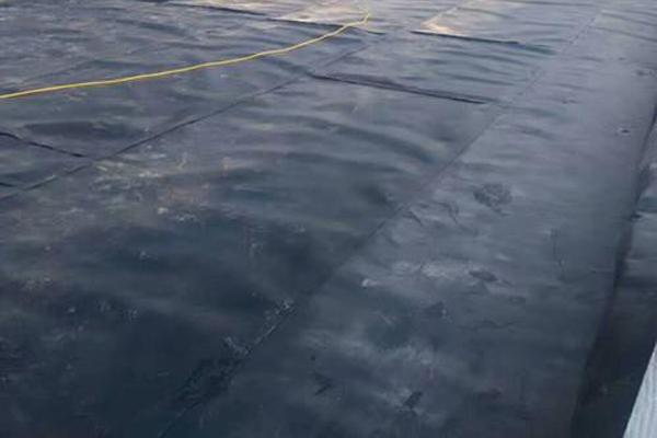 土工膜鋪設后要不要蓋土保護 第3張